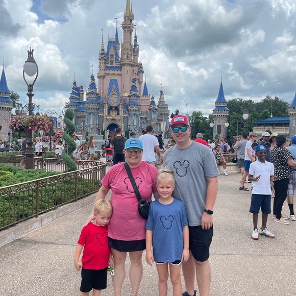 Meet your Posher, Bess - Picture 6 of 7